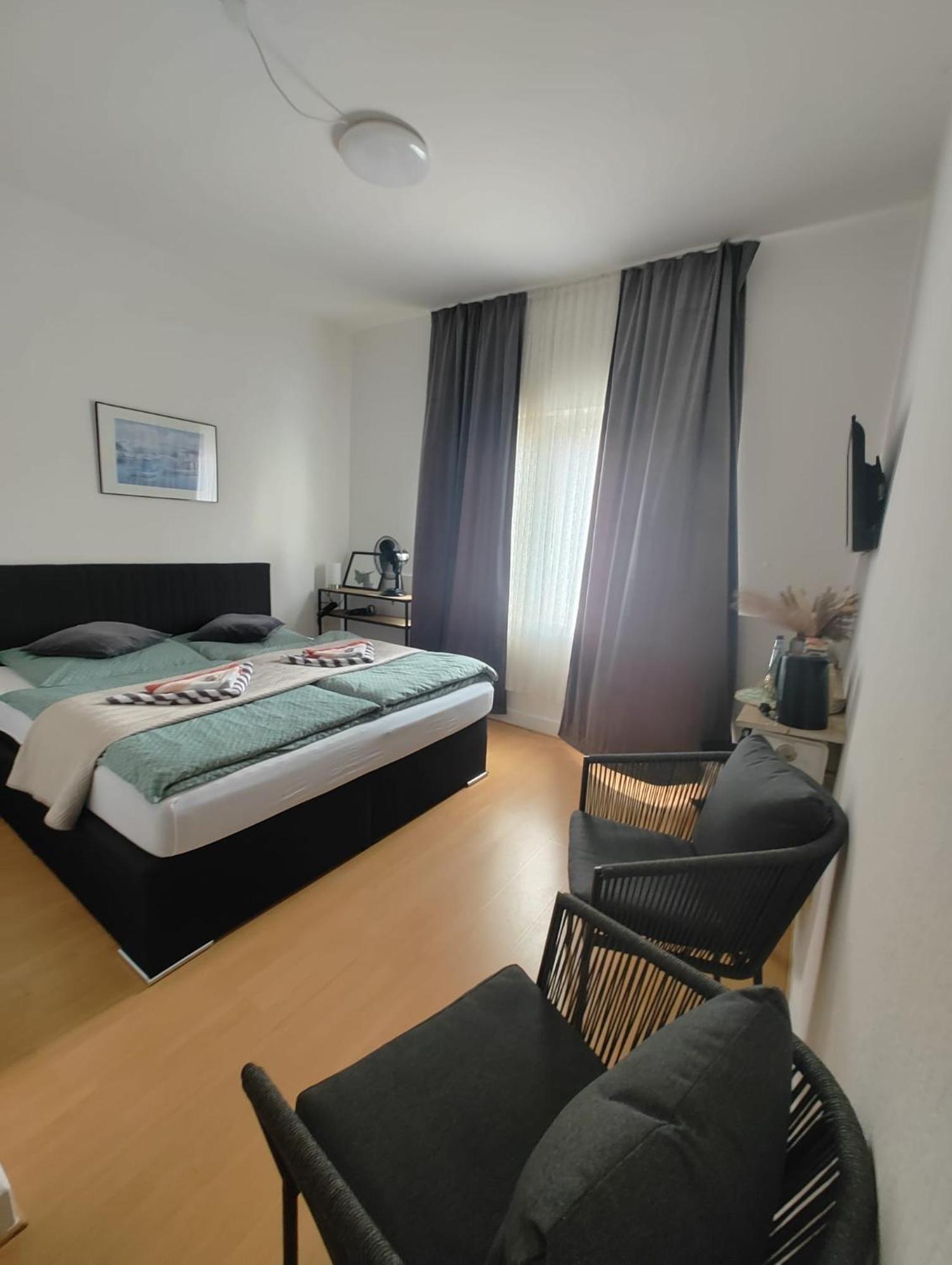 Guesthouse - Weeze Rooms Exteriér fotografie